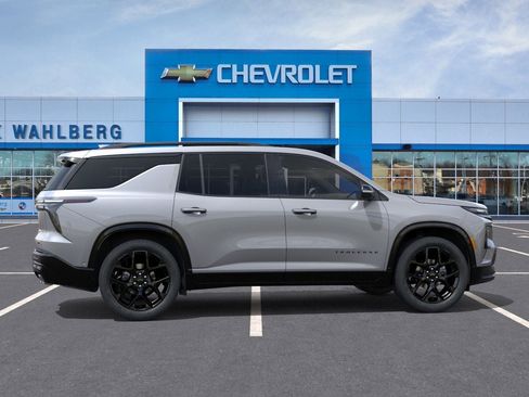 New 2026 Chevrolet Traverse RS w/ LPO, Floor Liner Package image 29