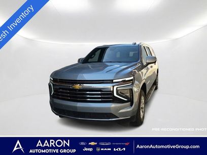 Used 2025 Chevrolet Suburban LT