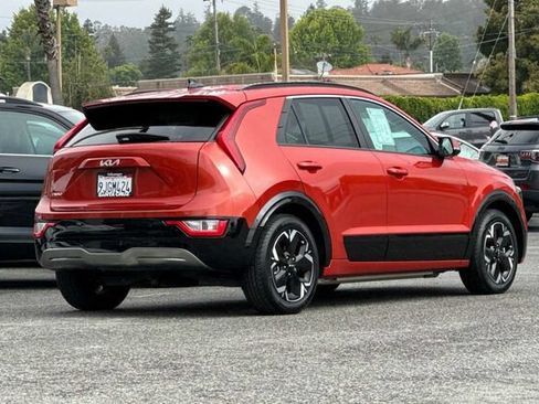 Used 2023 Kia Niro Wind FWD image 4