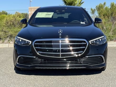 New 2025 Mercedes-Benz S 580 4MATIC Sedan image 5