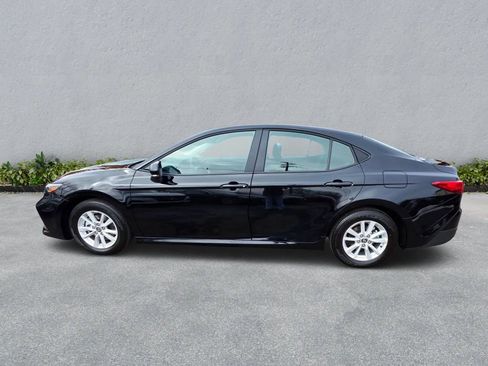 Used 2026 Toyota Camry LE FWD image 9
