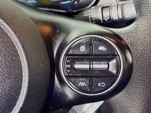Used 2024 Kia Soul LX w/ Option Group 015 FWD image 15