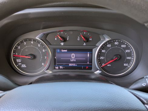 Used 2023 GMC Acadia SLE w/ Driver Convenience Package FWD image 29