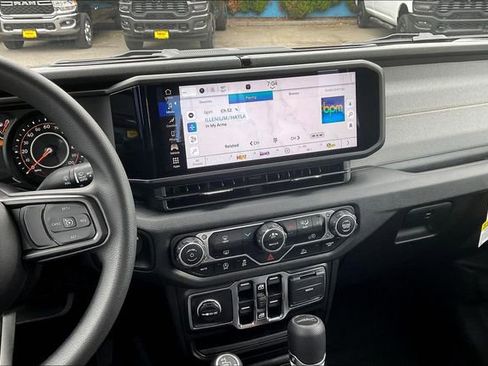 New 2025 Jeep Gladiator Sport image 7