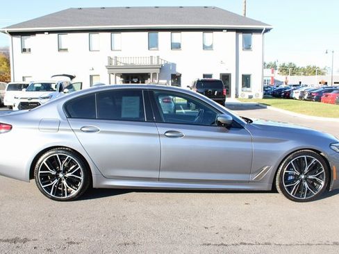 Used 2021 BMW M550i xDrive image 5