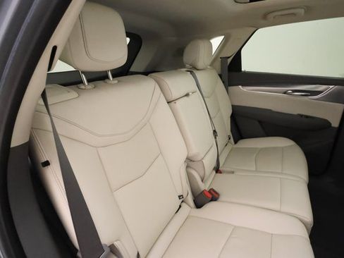 Used 2021 Cadillac XT5 Premium Luxury image 22