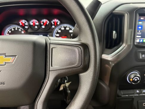 Used 2020 Chevrolet Silverado 1500 Custom w/ Custom Value Package AWD/4WD image 29