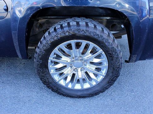 Used 2007 GMC Sierra 1500 SLT w/ SLE/SLT Trailering Package image 8