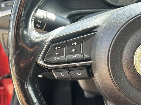 Used 2018 MAZDA MAZDA3 Touring FWD image 27