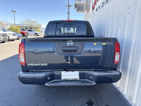 Used 2016 Nissan Frontier Desert Runner image 7