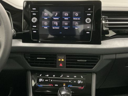 New 2026 Volkswagen Jetta SE image 12