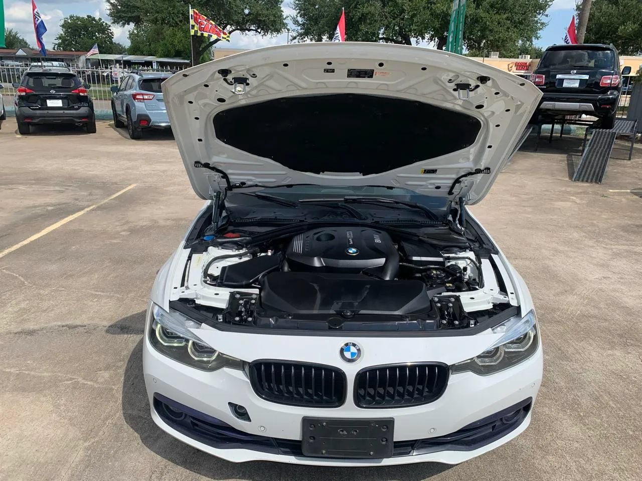Used 2018 BMW 330i Sedan w/ Shadow Sport Edition RWD image 21