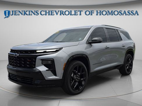 New 2026 Chevrolet Traverse RS w/ LPO, Floor Liner Package FWD image 10