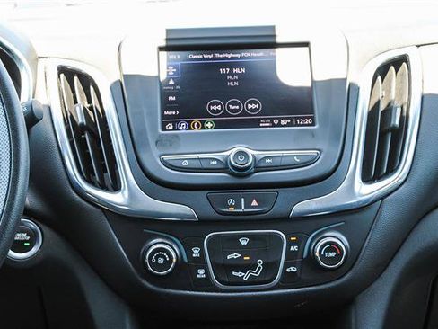 Used 2023 Chevrolet Equinox LT image 14