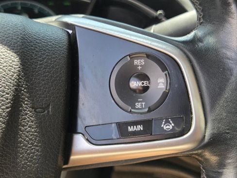 Used 2017 Honda Civic Touring image 25
