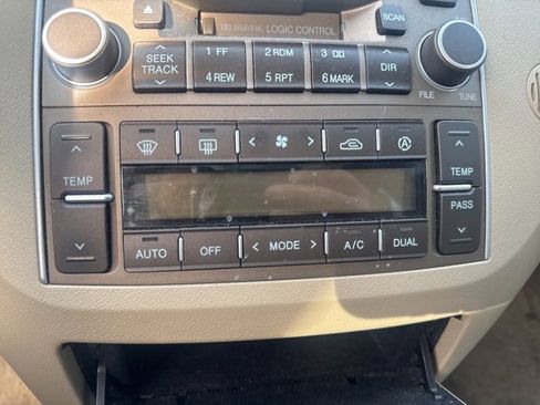 Used 2007 Hyundai Azera SE image 17