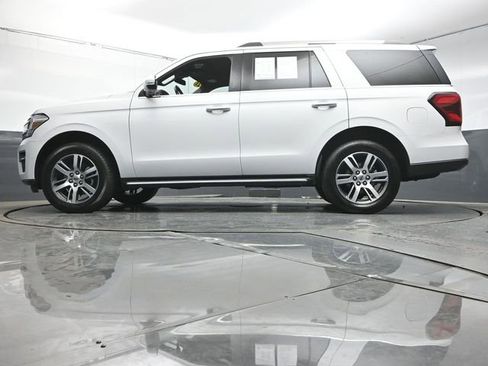 Used 2023 Ford Expedition Limited RWD image 35