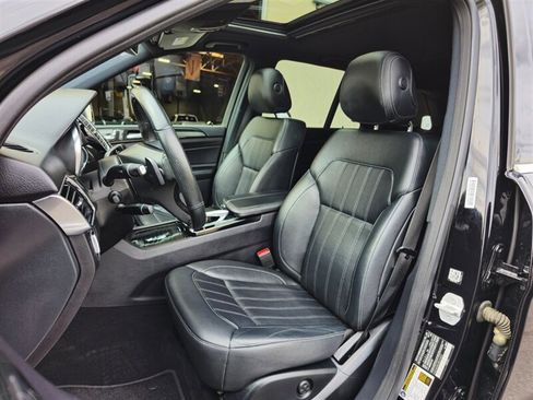 Used 2018 Mercedes-Benz GLE 350 w/ Premium 1 Package image 16