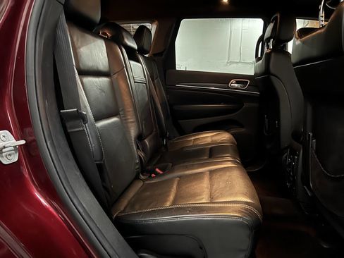 Used 2017 Jeep Grand Cherokee Limited w/ Luxury Group II image 23