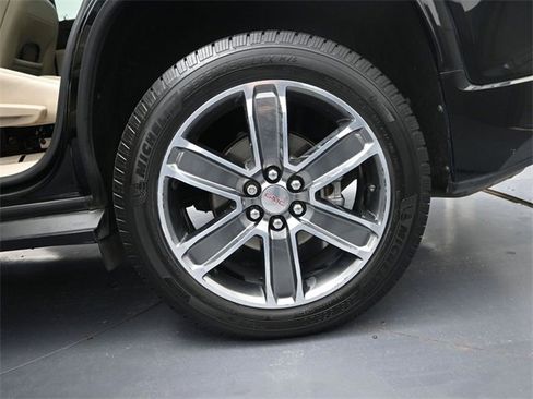 Used 2019 GMC Acadia Denali w/ Technology Package image 15