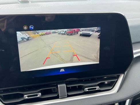 Used 2026 Chevrolet Equinox LT AWD/4WD image 34