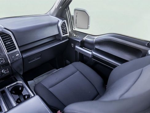 Used 2018 Ford F150 XLT w/ Equipment Group 302A Luxury image 30