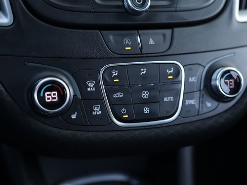 Used 2023 Chevrolet Malibu LT FWD image 15