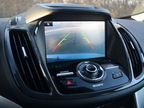 Used 2013 Ford C-MAX SEL image 10