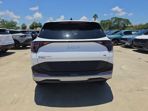 New 2026 Kia Sportage EX AWD/4WD image 7