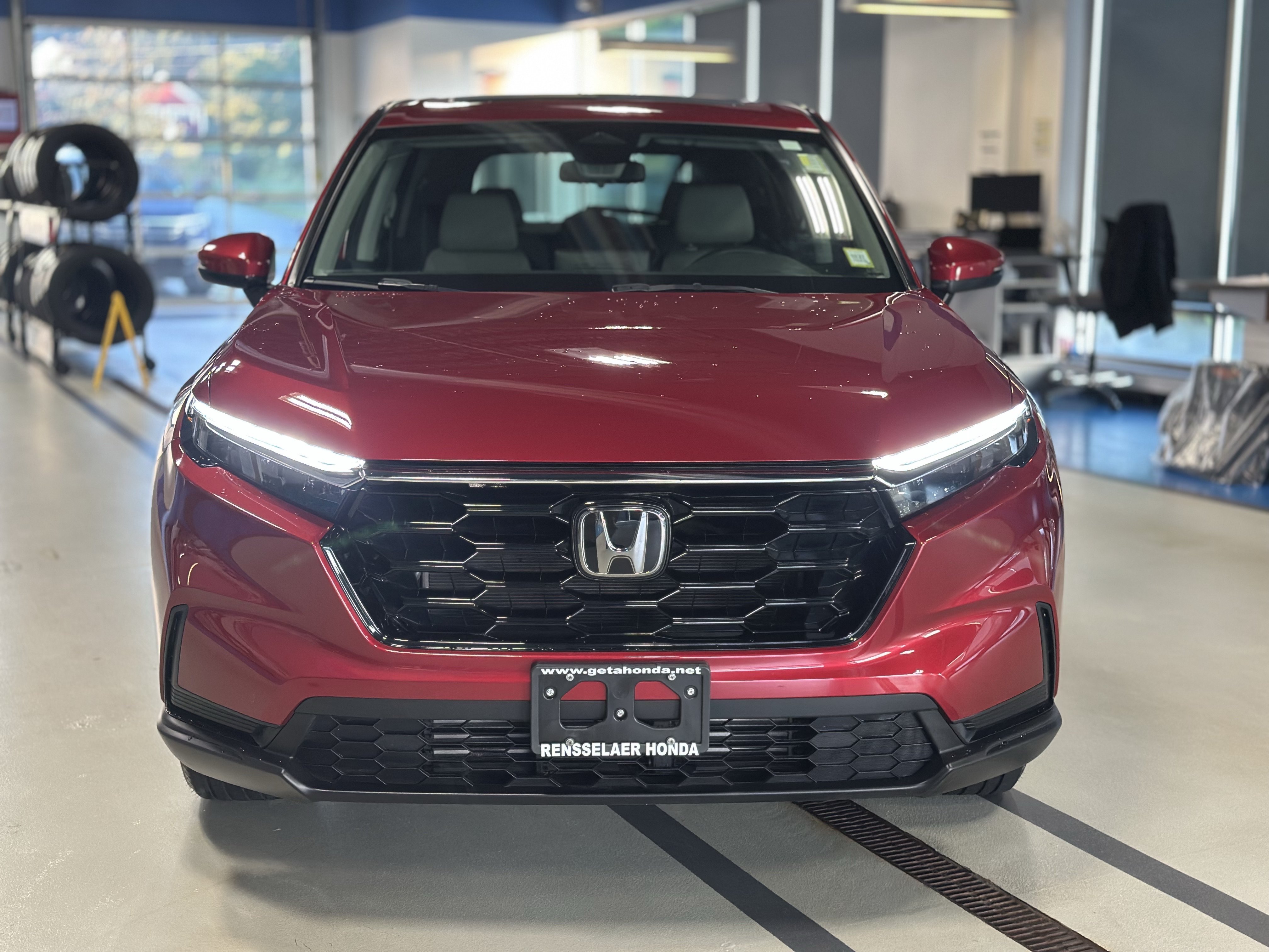 Used 2025 Honda CR-V EX image 3