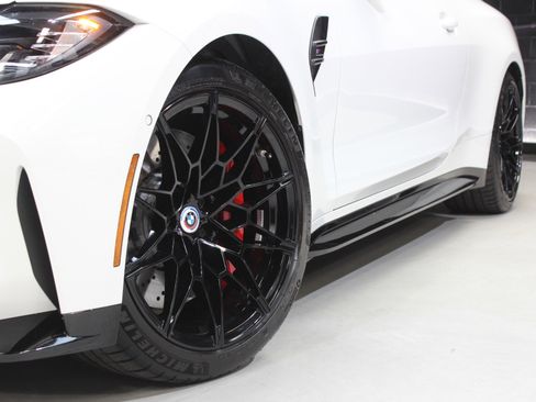 Used 2023 BMW M4 Competition image 24