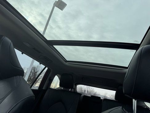 Used 2021 Toyota Highlander Platinum image 20