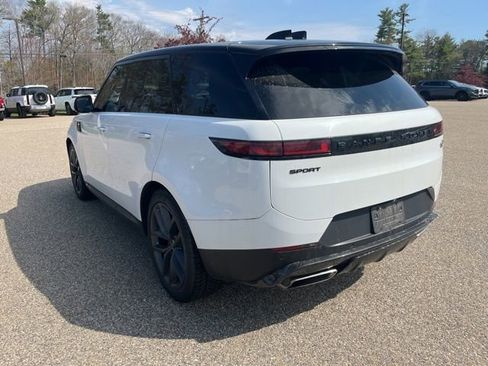 Used 2023 Land Rover Range Rover Sport SE AWD/4WD image 3