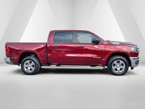 Used 2025 RAM 1500 Big Horn AWD/4WD image 9