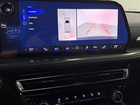 New 2026 Chevrolet Traverse LT w/ Sun and Wheel Package image 28