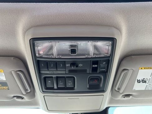 Used 2023 Toyota 4Runner SR5 Premium w/ Moonroof Package AWD/4WD image 34