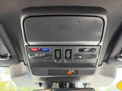 Certified 2026 Subaru Outback Premium w/ Premium/Limited Package AWD/4WD image 17