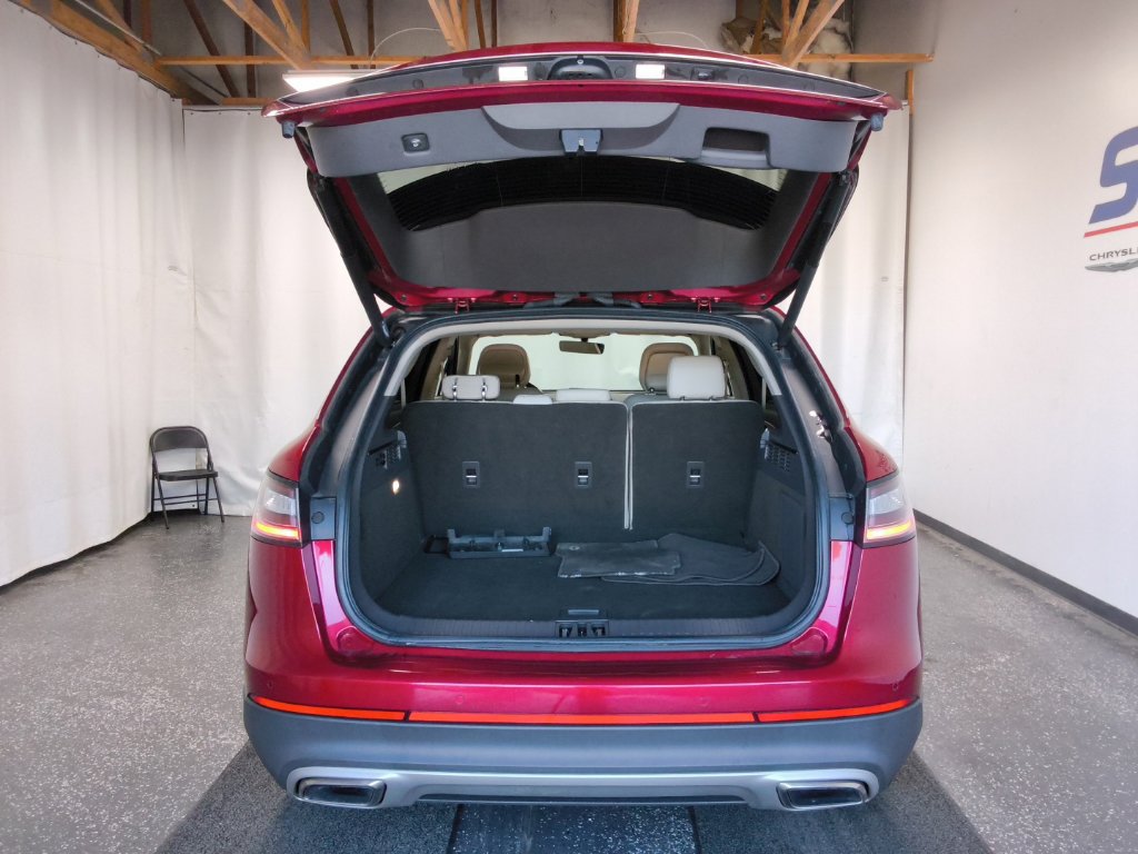 Used 2020 Lincoln Nautilus FWD w/ Equipment Group 101A image 13