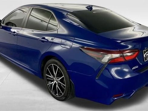 Used 2023 Toyota Camry SE w/ Convenience Package FWD image 6