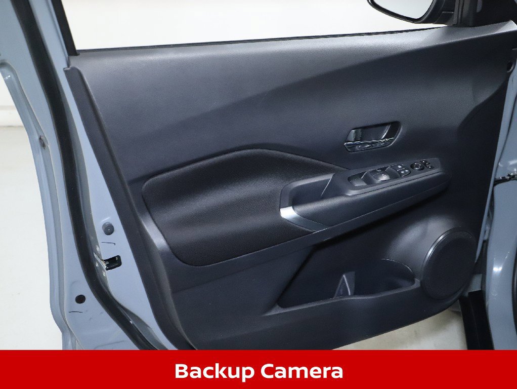 Certified 2023 Nissan Kicks SV FWD image 17