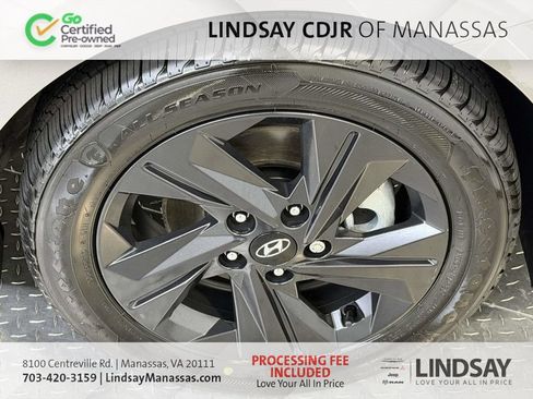 Used 2023 Hyundai Elantra SEL FWD image 11
