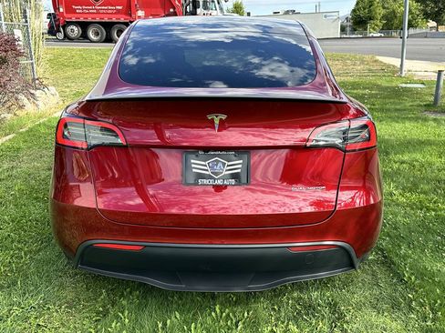 Used 2025 Tesla Model Y Performance AWD/4WD image 8