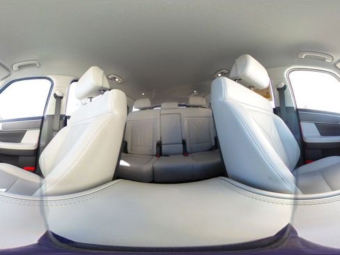 Used 2025 Hyundai Santa Fe SEL image 45