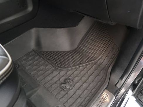 Used 2022 RAM 2500 Laramie AWD/4WD image 41