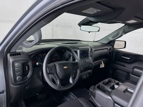 New 2025 Chevrolet Silverado 1500 W/T image 9