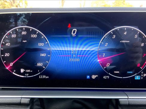 Used 2024 Mercedes-Benz GLE 350 4MATIC image 25