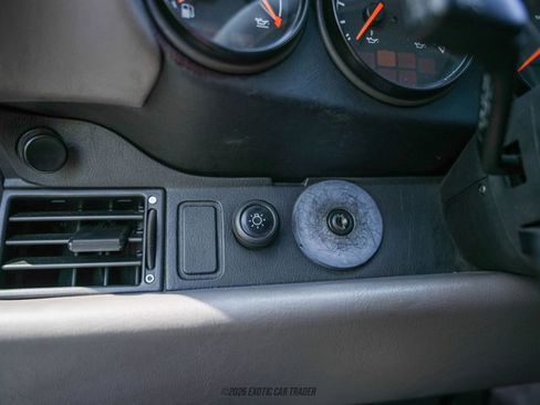 Used 1995 Porsche 911 Carrera image 50