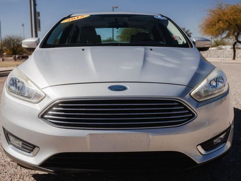 Used 2018 Ford Focus Titanium image 2
