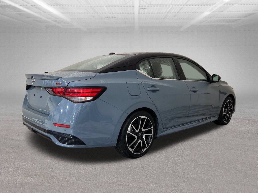 Used 2024 Nissan Sentra SR w/ SR Premium Package FWD image 5