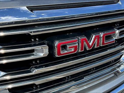 Used 2019 GMC Sierra 1500 SLT AWD/4WD image 31